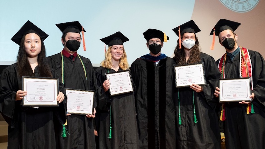 more about <span>Device cleaning, shoe inserts, coccolith projects earn senior awards</span>
